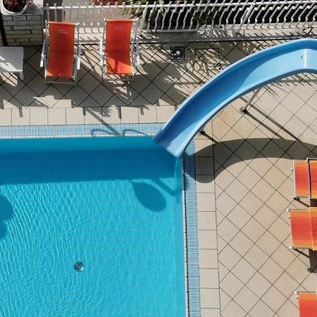 Hotel Cosmos Rimini Dış mekan fotoğraf