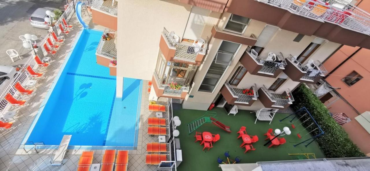 Hotel Cosmos Rimini Dış mekan fotoğraf
